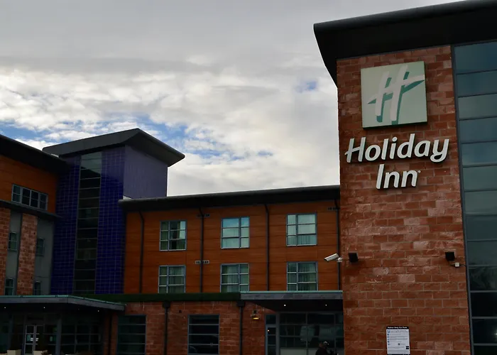 Top Hotels Near Droylsden for Your Manchester Stay