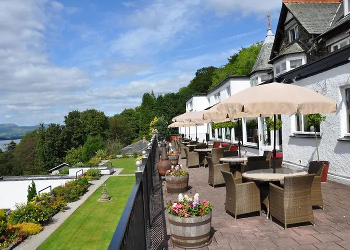Top Hotels with Pools in Scenic Windermere