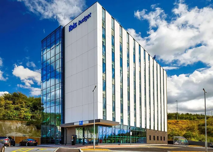 Best Hotels Near Luton Airport for Seamless Travel