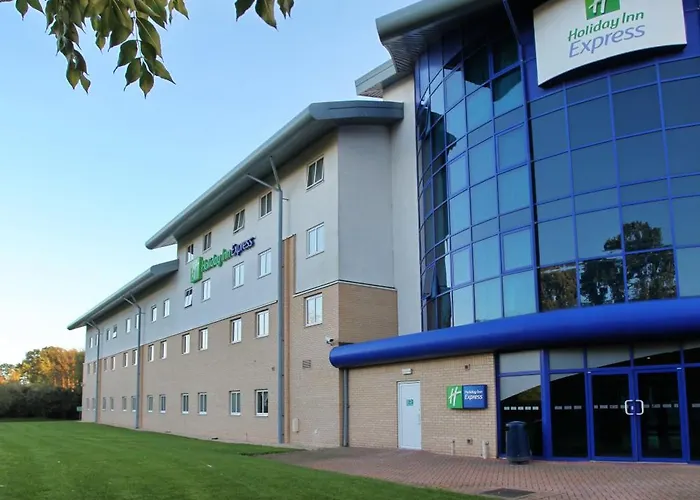 Best Hotels near Southampton Port with Free Parking