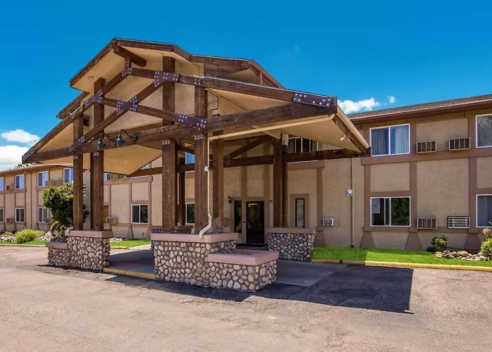 Best Cheap Hotels in Colorado Springs