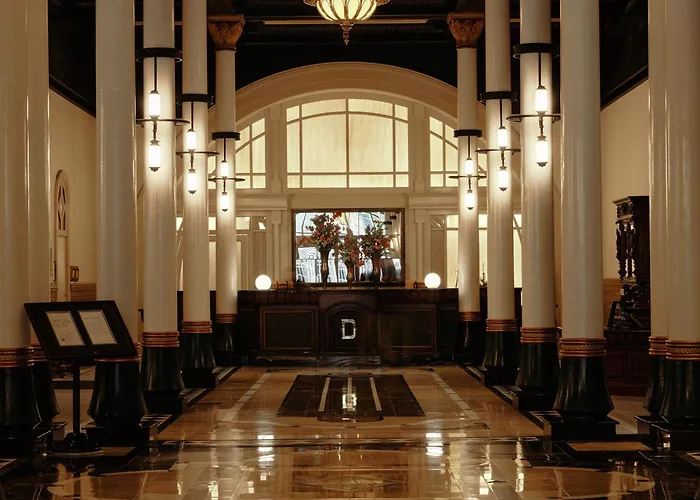 Premier Austin City Limits Hotels