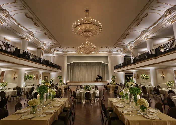 Top Hotels Close to Philadelphia Expo Center