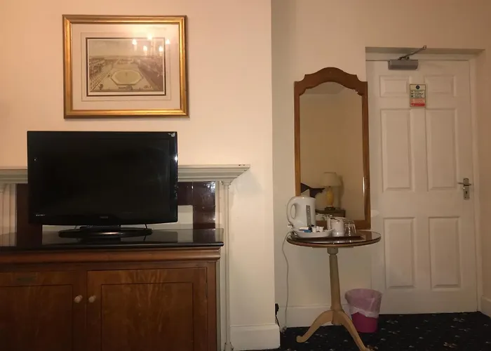 Best Hotels Near LEGOLAND Windsor Resort