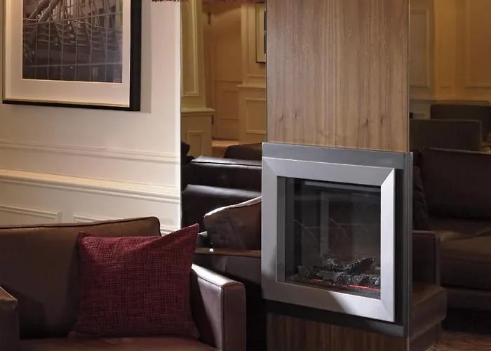 Top Hotels on Glasgow Road in Edinburgh