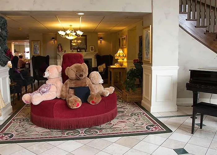 Top Branson Hotels with Indoor Water Parks